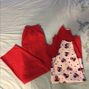 💛Scrubs, 2 tops, 1 matching pant